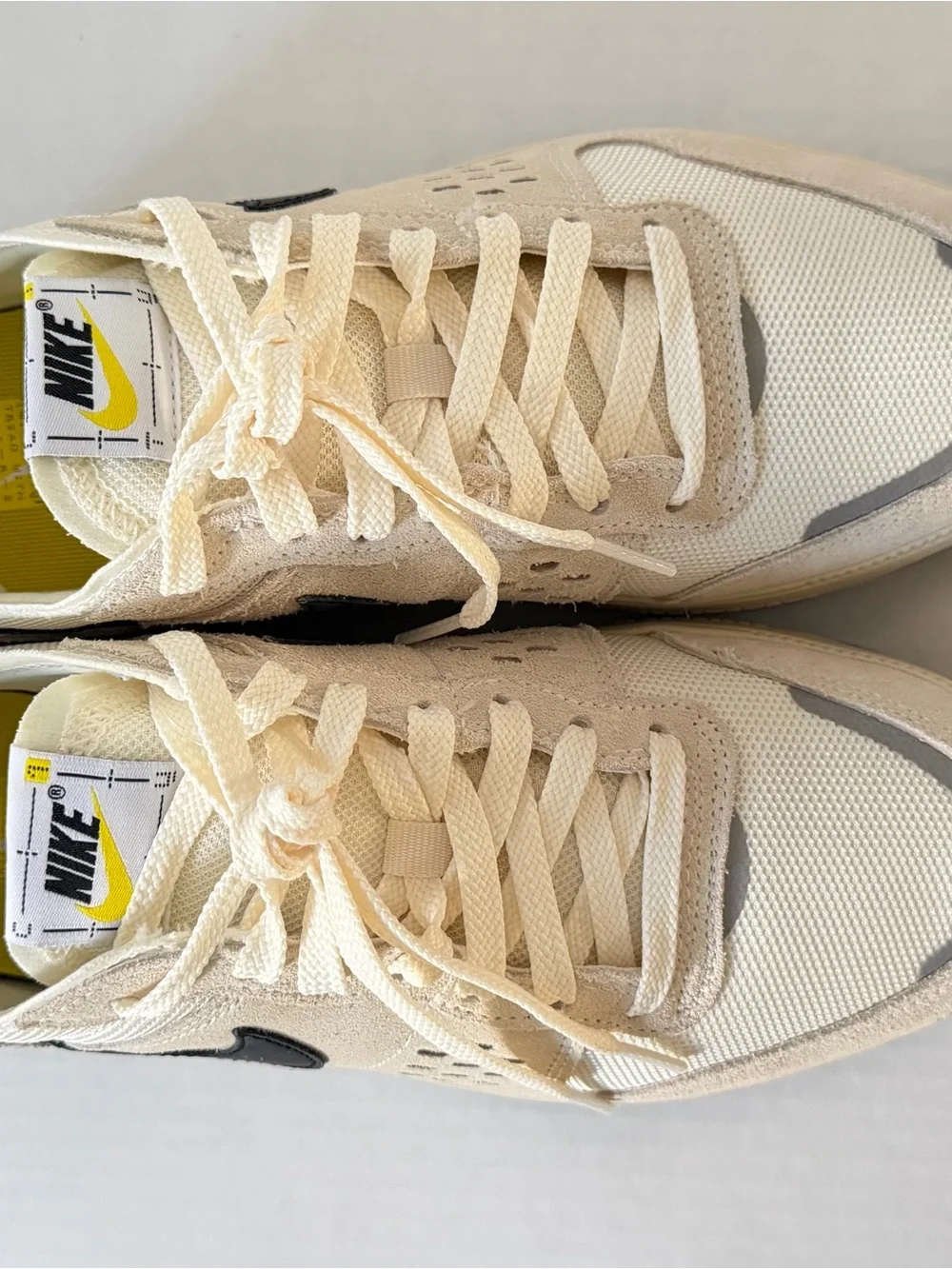 Nike CITY Sneakers 